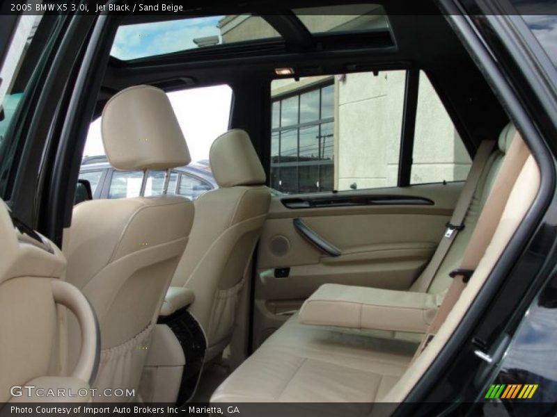 Jet Black / Sand Beige 2005 BMW X5 3.0i