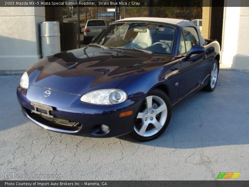 Front 3/4 View of 2003 MX-5 Miata Special Edition Roadster