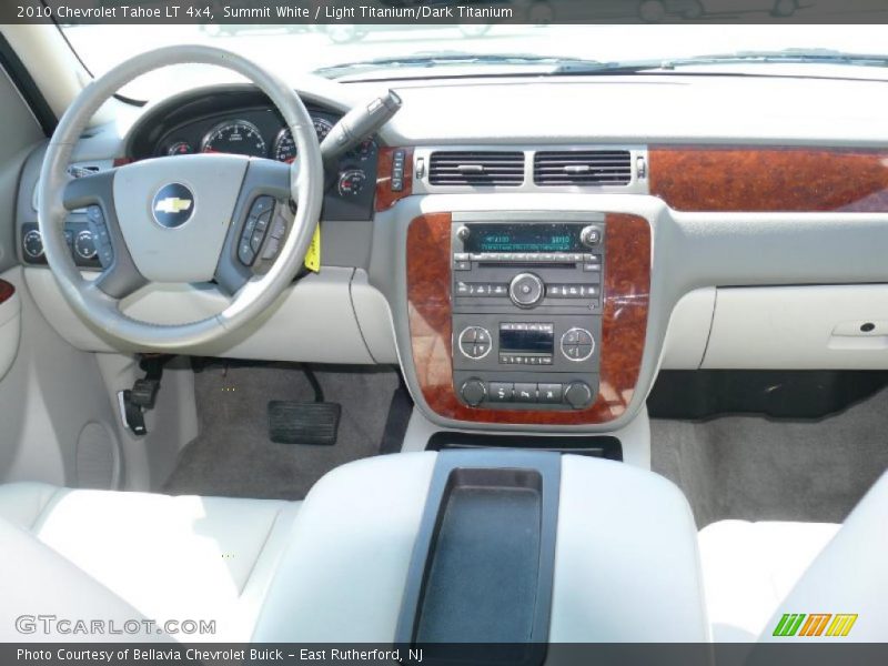 Summit White / Light Titanium/Dark Titanium 2010 Chevrolet Tahoe LT 4x4