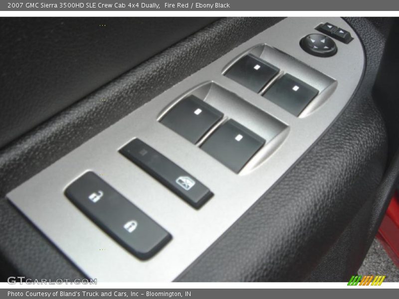 Fire Red / Ebony Black 2007 GMC Sierra 3500HD SLE Crew Cab 4x4 Dually