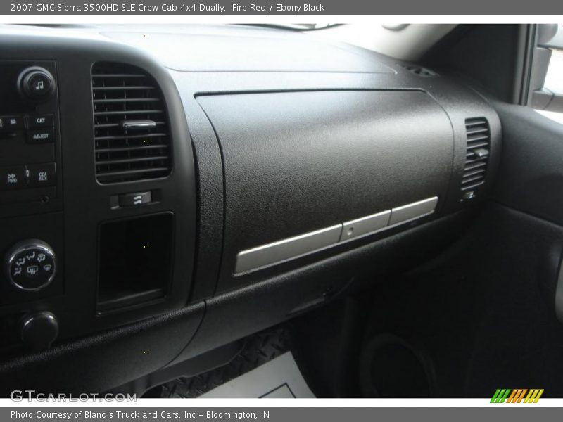 Fire Red / Ebony Black 2007 GMC Sierra 3500HD SLE Crew Cab 4x4 Dually