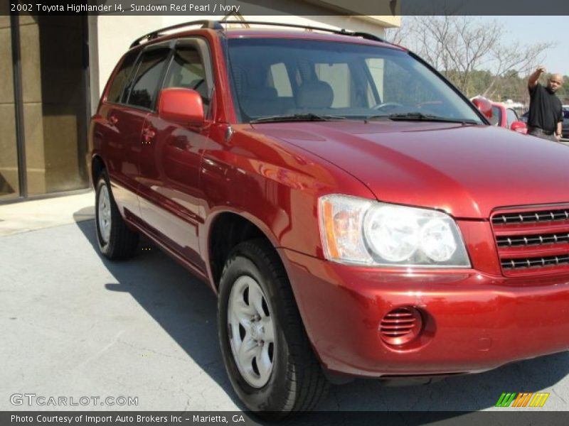 Sundown Red Pearl / Ivory 2002 Toyota Highlander I4