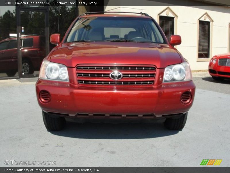 Sundown Red Pearl / Ivory 2002 Toyota Highlander I4