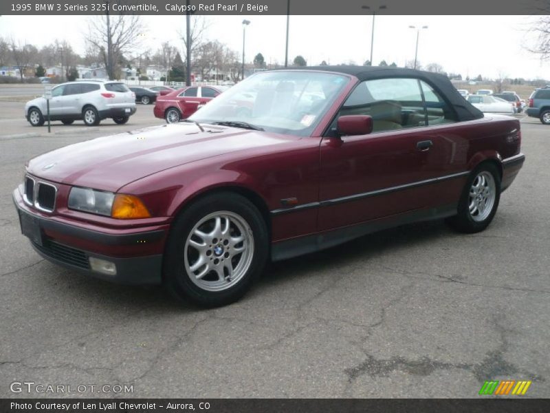 Front 3/4 View of 1995 3 Series 325i Convertible