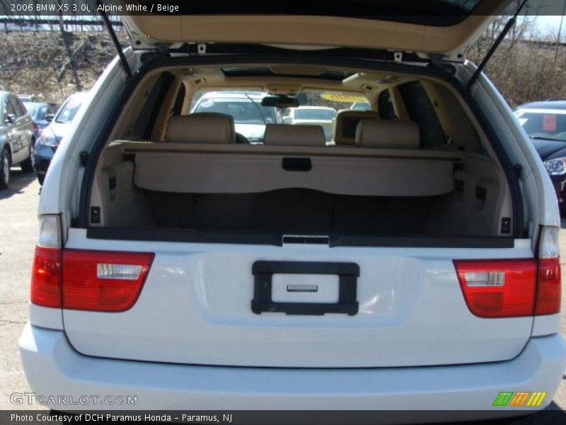 Alpine White / Beige 2006 BMW X5 3.0i