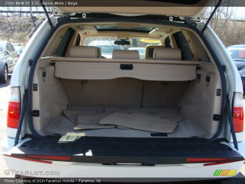 Alpine White / Beige 2006 BMW X5 3.0i