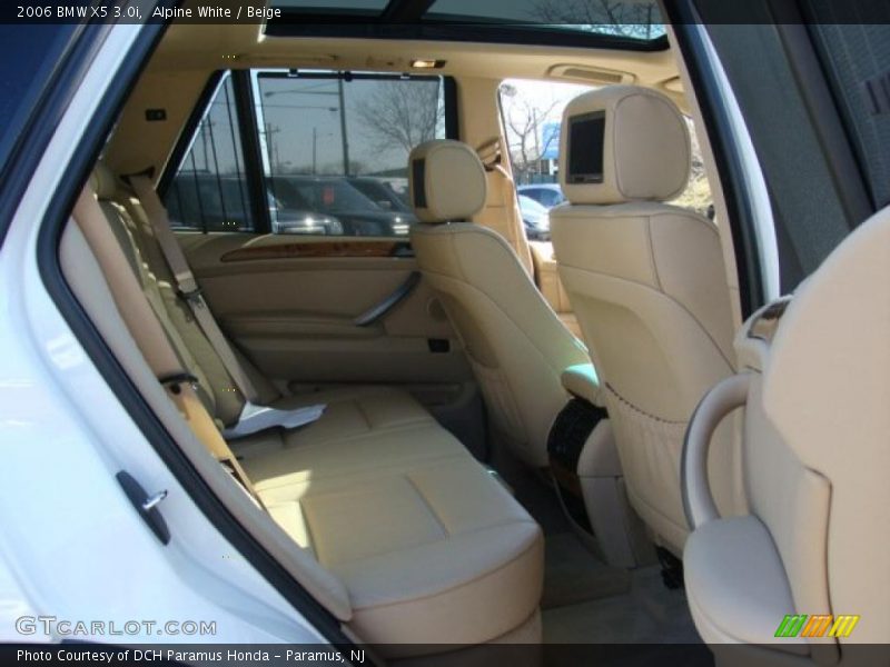 Alpine White / Beige 2006 BMW X5 3.0i