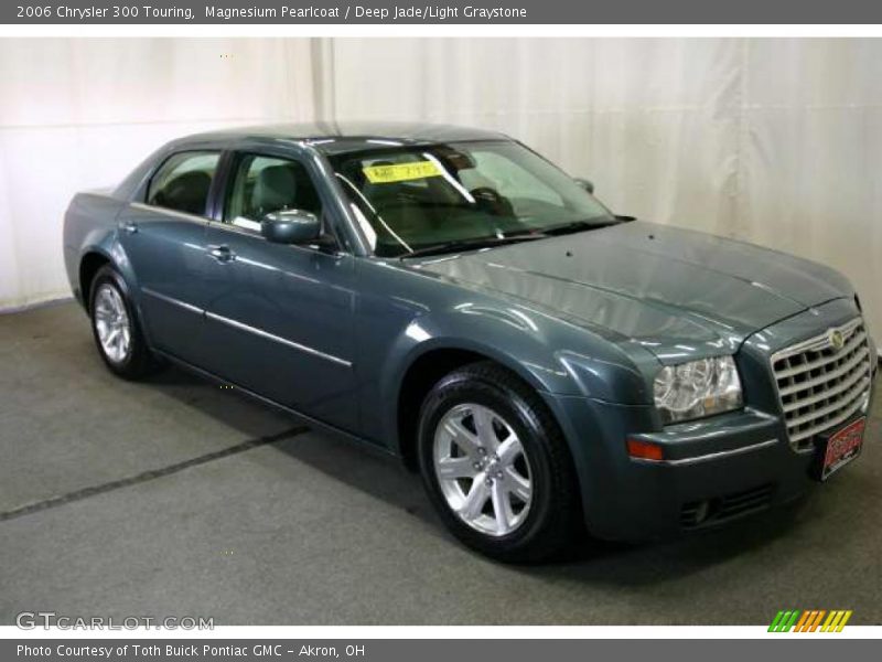 Magnesium Pearlcoat / Deep Jade/Light Graystone 2006 Chrysler 300 Touring