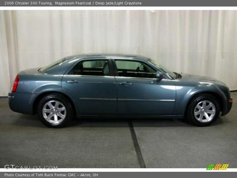 Magnesium Pearlcoat / Deep Jade/Light Graystone 2006 Chrysler 300 Touring