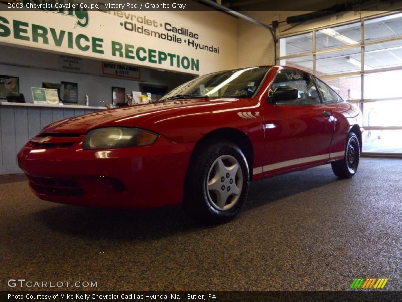 Victory Red / Graphite Gray 2003 Chevrolet Cavalier Coupe