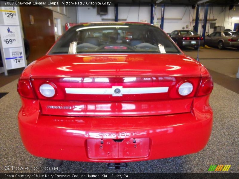 Victory Red / Graphite Gray 2003 Chevrolet Cavalier Coupe