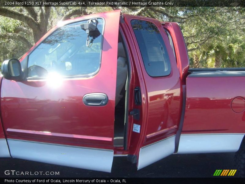 Toreador Red Metallic / Heritage Graphite Grey 2004 Ford F150 XLT Heritage SuperCab 4x4