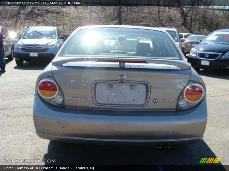 Sterling Mist / Black 2003 Nissan Maxima GLE