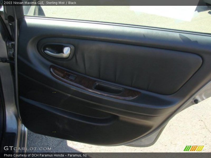 Sterling Mist / Black 2003 Nissan Maxima GLE