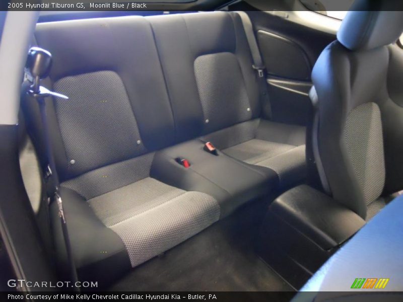  2005 Tiburon GS Black Interior