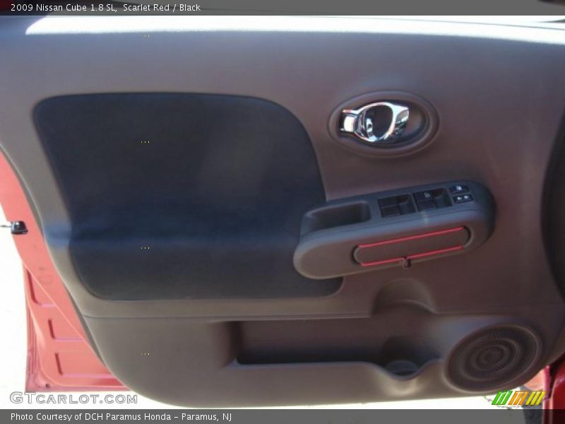 Scarlet Red / Black 2009 Nissan Cube 1.8 SL