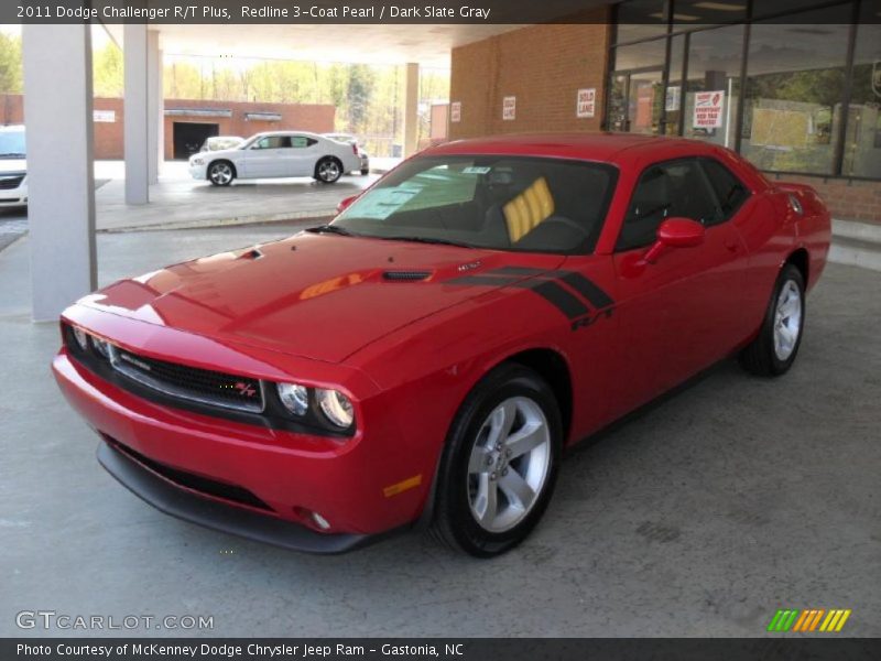 Front 3/4 View of 2011 Challenger R/T Plus