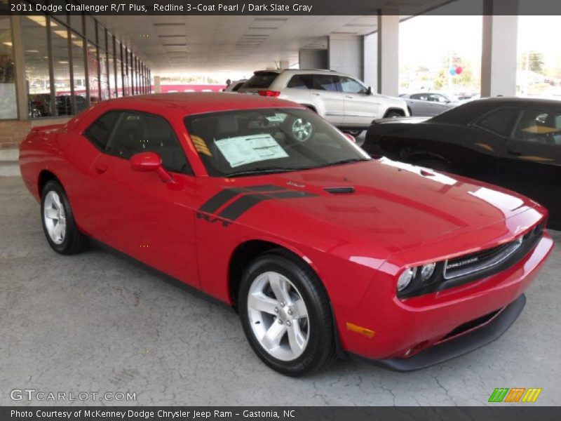 Front 3/4 View of 2011 Challenger R/T Plus