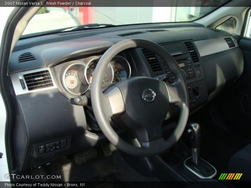 Fresh Powder / Charcoal 2007 Nissan Versa S