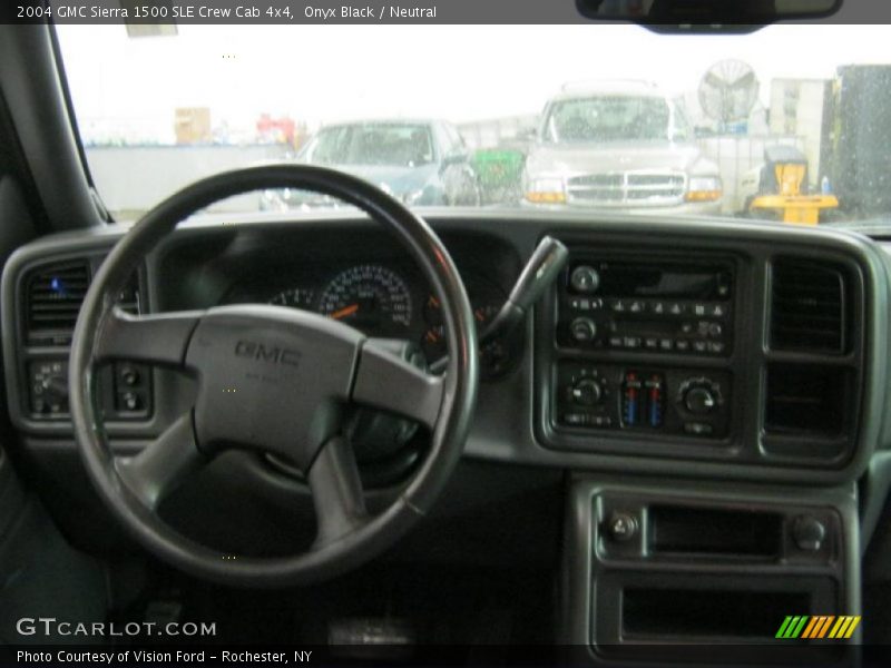 Onyx Black / Neutral 2004 GMC Sierra 1500 SLE Crew Cab 4x4