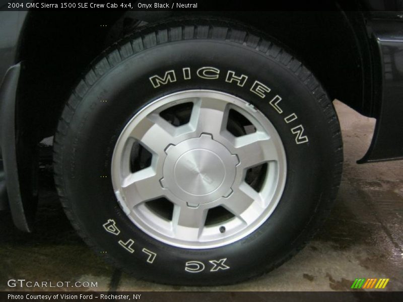 Onyx Black / Neutral 2004 GMC Sierra 1500 SLE Crew Cab 4x4