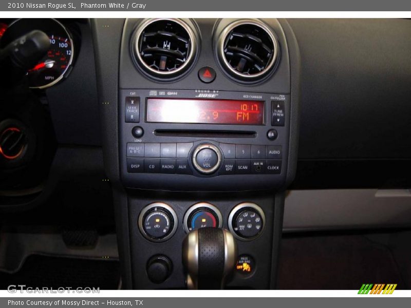 Phantom White / Gray 2010 Nissan Rogue SL