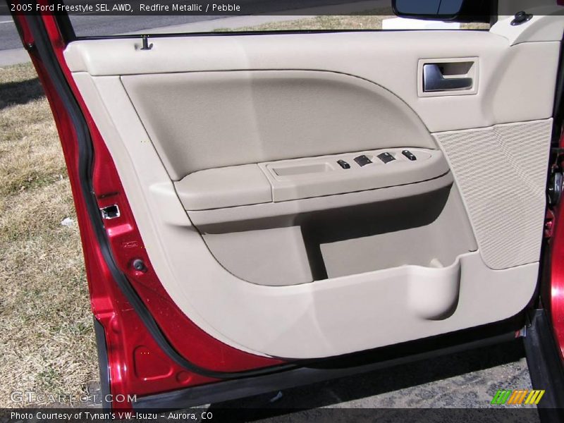 Redfire Metallic / Pebble 2005 Ford Freestyle SEL AWD