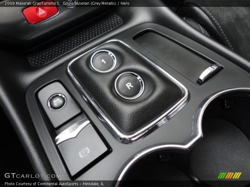 Controls of 2009 GranTurismo S