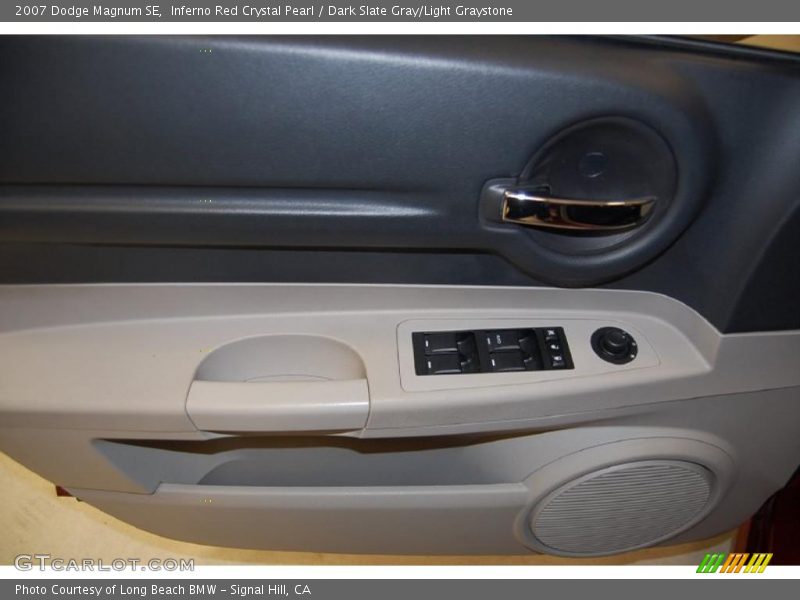 Door Panel of 2007 Magnum SE