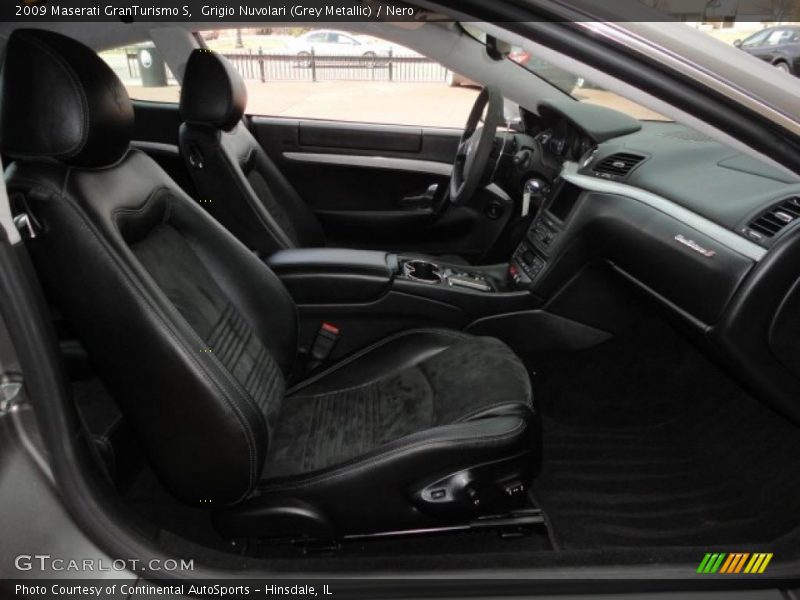  2009 GranTurismo S Nero Interior