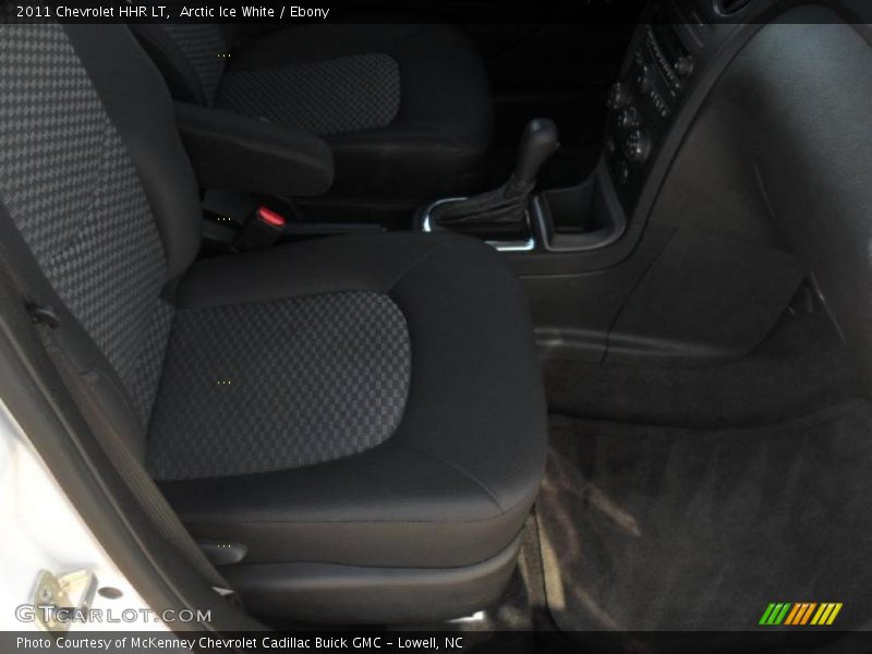 Arctic Ice White / Ebony 2011 Chevrolet HHR LT