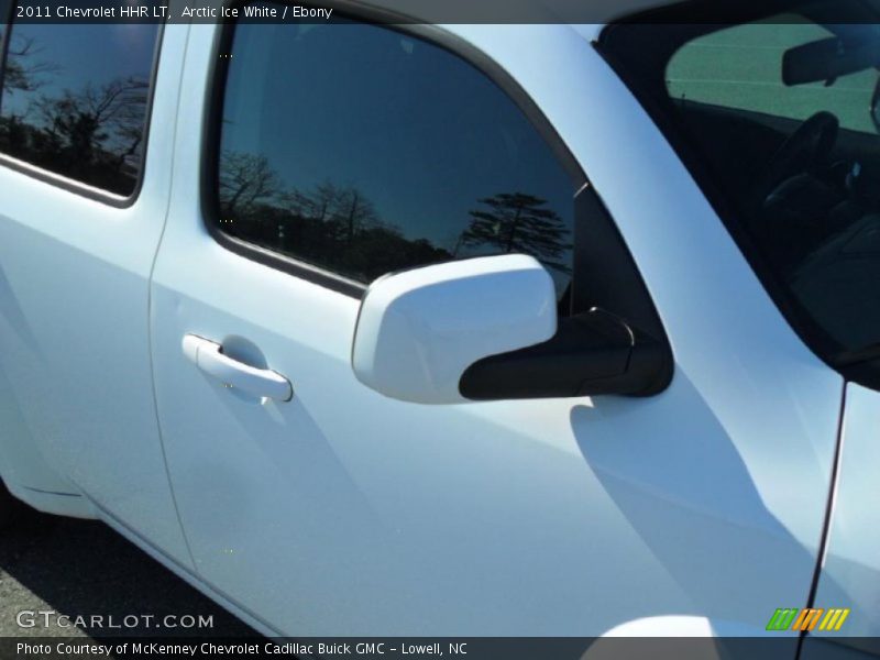 Arctic Ice White / Ebony 2011 Chevrolet HHR LT