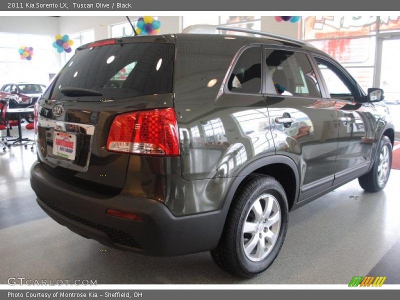 Tuscan Olive / Black 2011 Kia Sorento LX