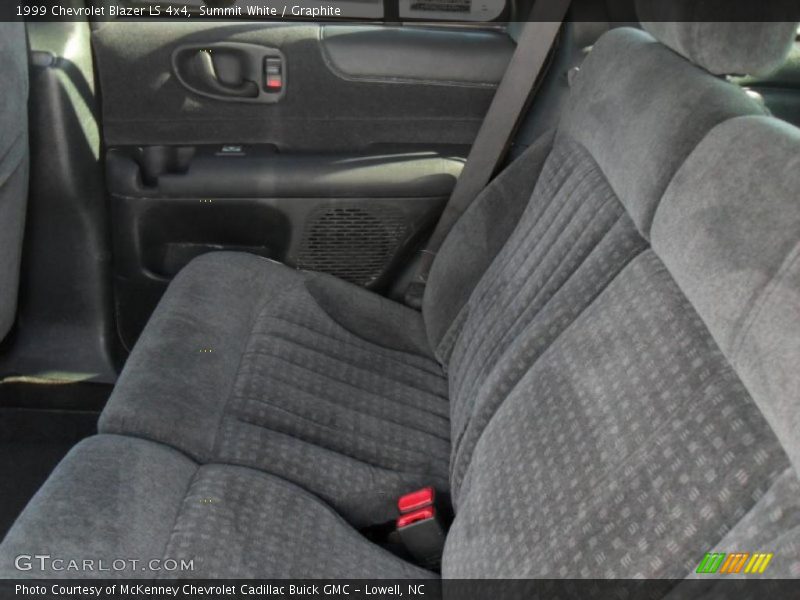 Summit White / Graphite 1999 Chevrolet Blazer LS 4x4