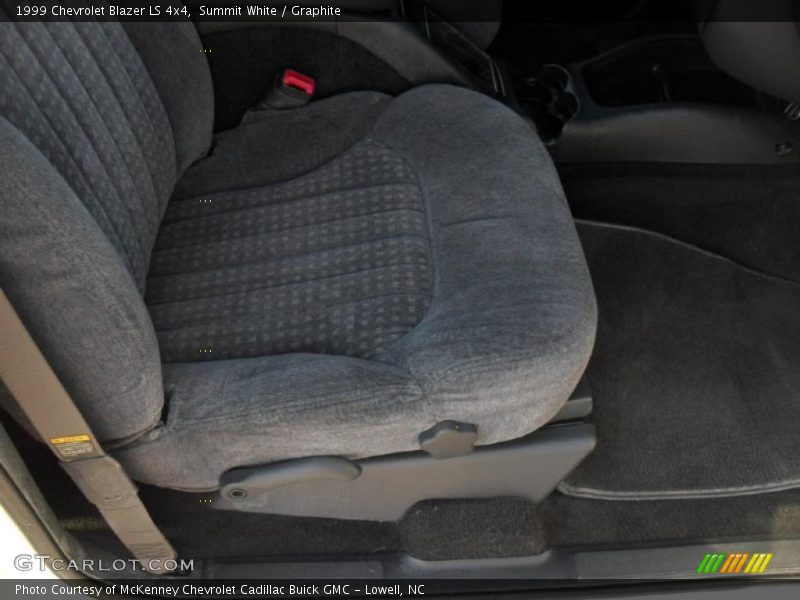 Summit White / Graphite 1999 Chevrolet Blazer LS 4x4