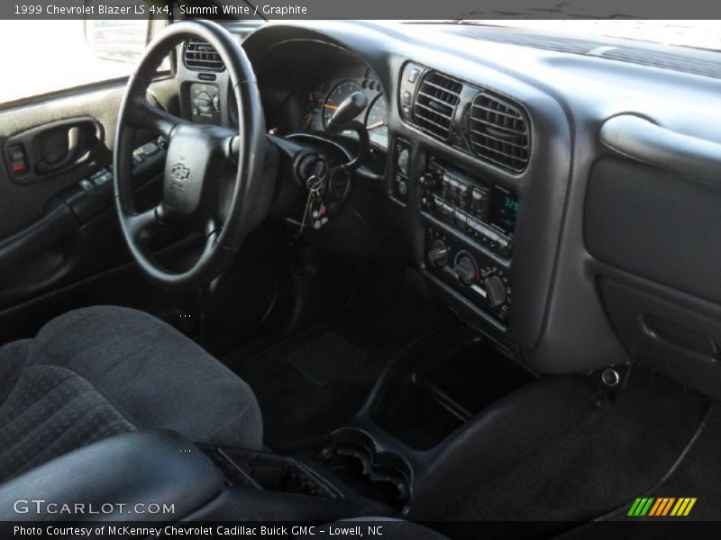 Summit White / Graphite 1999 Chevrolet Blazer LS 4x4