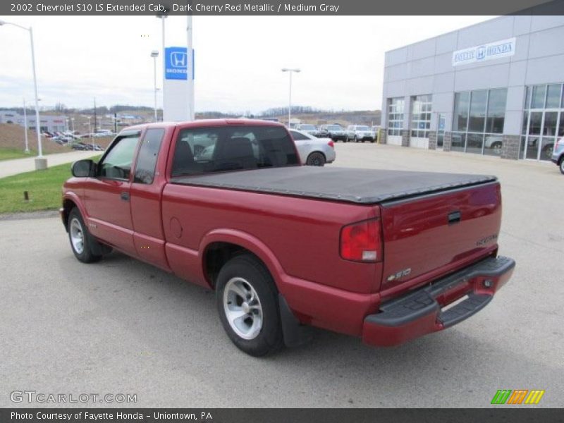 Dark Cherry Red Metallic / Medium Gray 2002 Chevrolet S10 LS Extended Cab