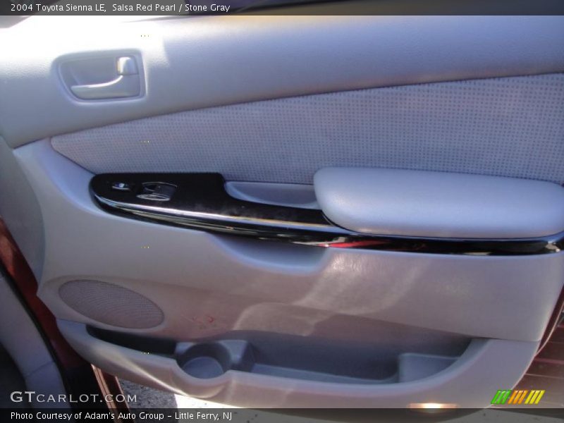Salsa Red Pearl / Stone Gray 2004 Toyota Sienna LE