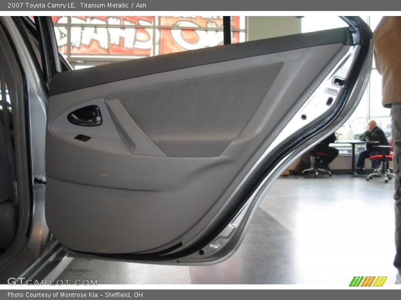 Titanium Metallic / Ash 2007 Toyota Camry LE