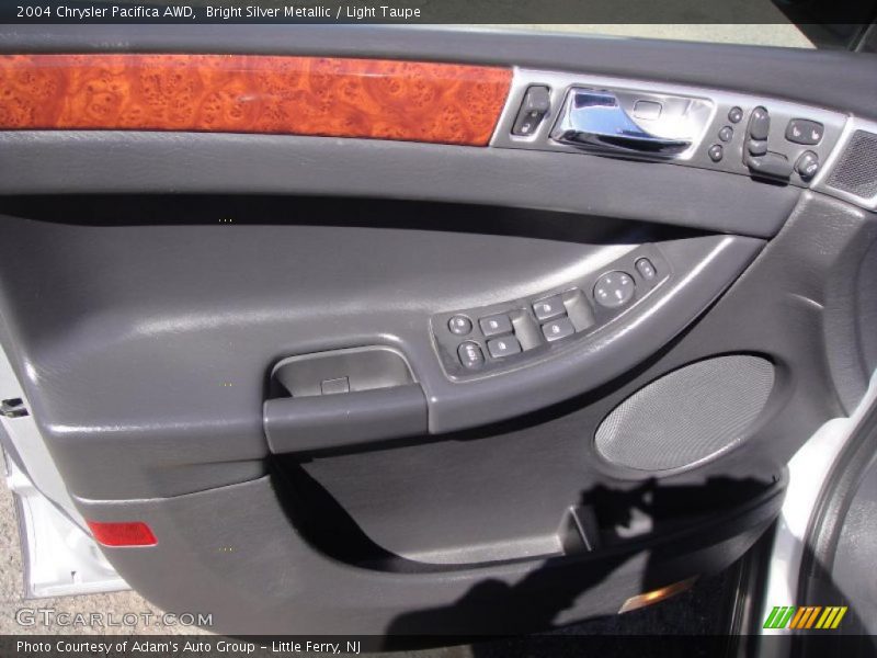Bright Silver Metallic / Light Taupe 2004 Chrysler Pacifica AWD