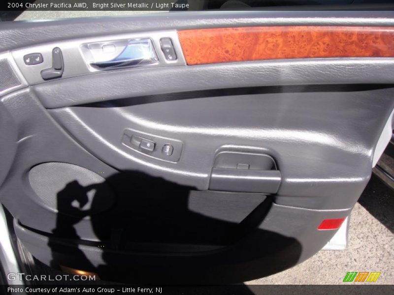 Bright Silver Metallic / Light Taupe 2004 Chrysler Pacifica AWD