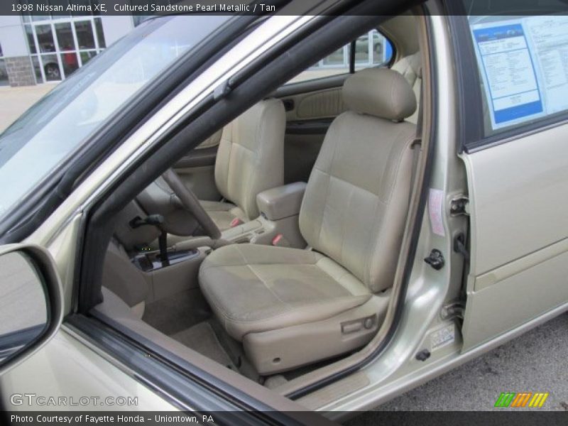 Cultured Sandstone Pearl Metallic / Tan 1998 Nissan Altima XE