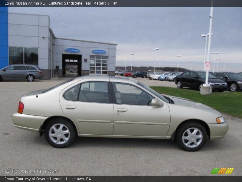 Cultured Sandstone Pearl Metallic / Tan 1998 Nissan Altima XE
