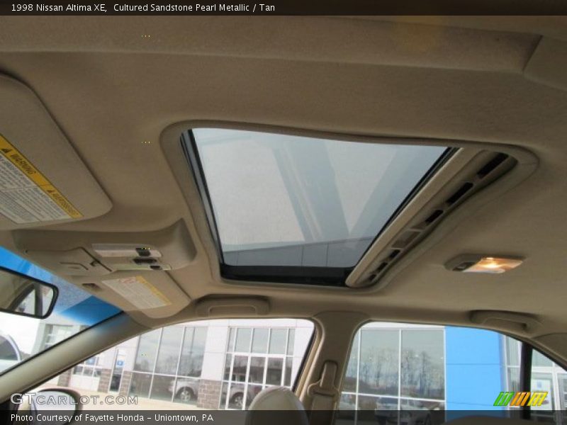 Cultured Sandstone Pearl Metallic / Tan 1998 Nissan Altima XE