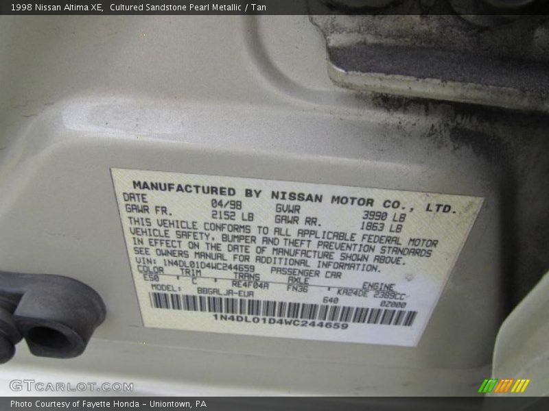 Cultured Sandstone Pearl Metallic / Tan 1998 Nissan Altima XE