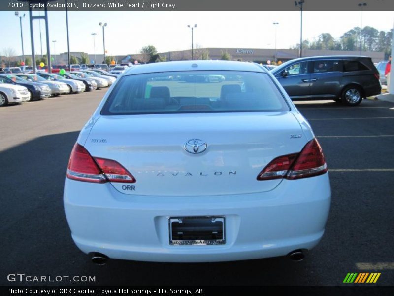 Blizzard White Pearl / Light Gray 2010 Toyota Avalon XLS