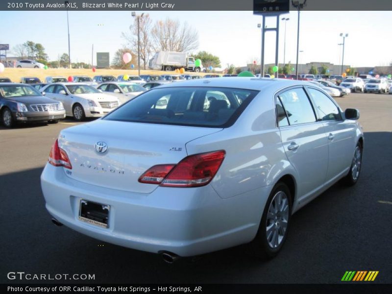 Blizzard White Pearl / Light Gray 2010 Toyota Avalon XLS