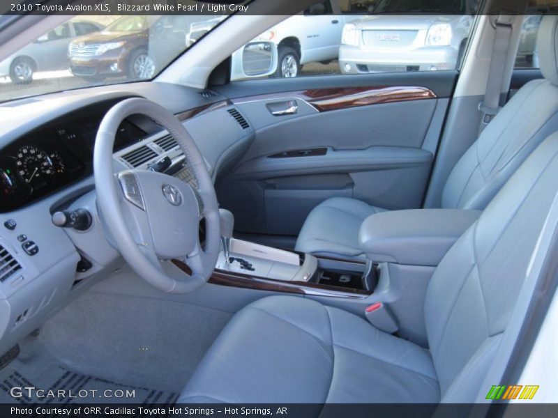 Blizzard White Pearl / Light Gray 2010 Toyota Avalon XLS