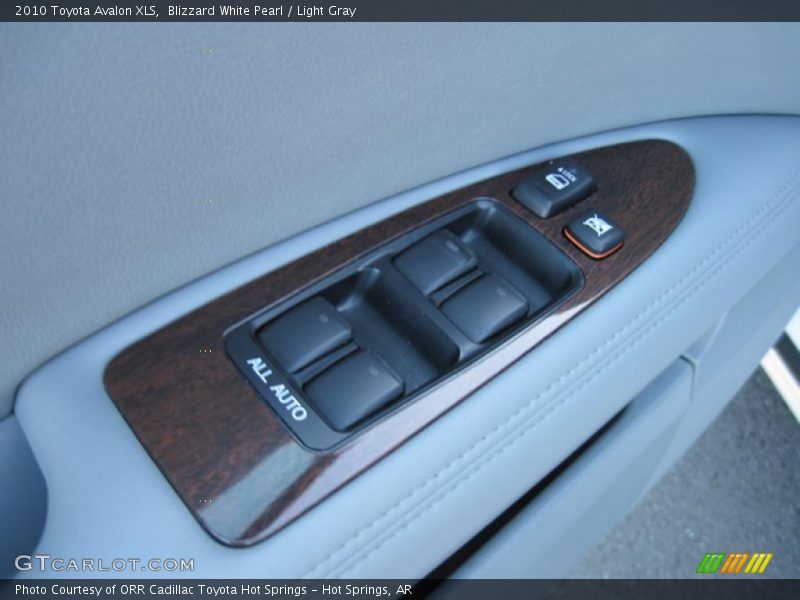 Blizzard White Pearl / Light Gray 2010 Toyota Avalon XLS