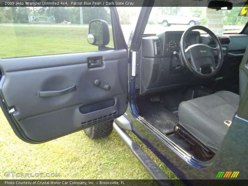 Patriot Blue Pearl / Dark Slate Gray 2005 Jeep Wrangler Unlimited 4x4